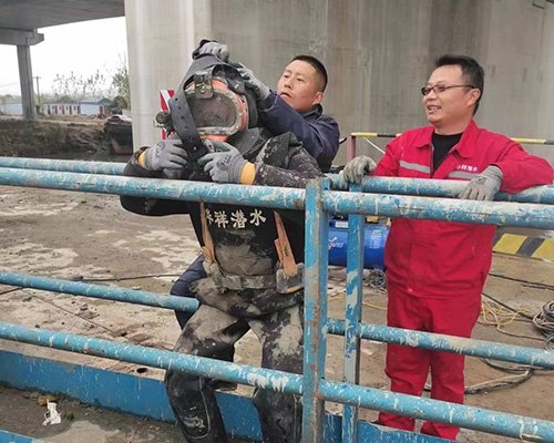 專業(yè)水下打撈項目